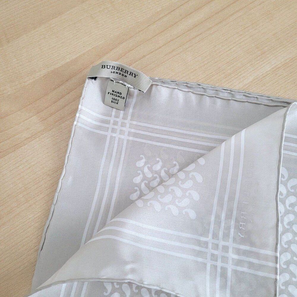 Burberry Mini Paisley Gray Silk Pocket Square - Picture 4 of 4